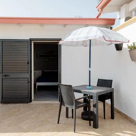 Briciola'S Rooms Porto Cesareo Exterior photo