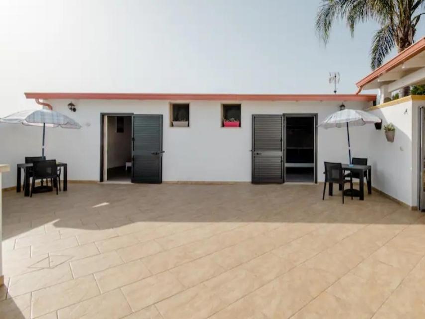 Briciola'S Rooms Porto Cesareo Exterior photo